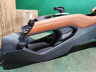 Подлокотник HONDA VEZEL RU3 LEB 83400T7A0020 2 ракурс