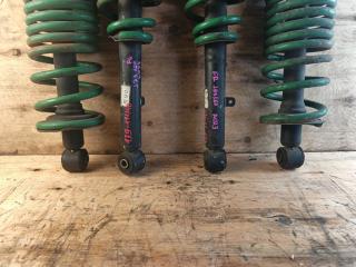 Стойка передняя TOYOTA ARISTO JZS160 2JZ 3 ракурс Стойка передняя TOYOTA ARISTO JZS160 2JZ 3 ракурс