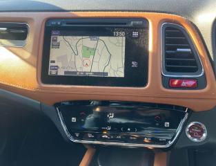 Блок управления климат-контролем HONDA VEZEL RU3 LEB T7BJ8DD02 1 ракурс