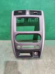 Рамка магнитофона SUZUKI JIMNY JB23W K6A 7382176J0 1 ракурс