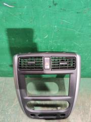 Рамка магнитофона SUZUKI JIMNY JB23W K6A 7382176J0 4 ракурс