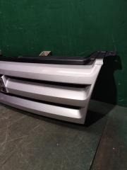 Решетка радиатора MITSUBISHI MIRAGE DINGO CQ1A MR557230 2 ракурс