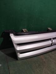 Решетка радиатора MITSUBISHI MIRAGE DINGO CQ1A MR557230 3 ракурс