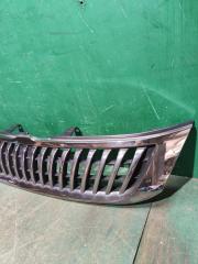 Решетка радиатора TOYOTA ISIS ZGM15 Y0842344200 2 ракурс