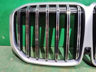 Решетка радиатора BMW X7 3CA-22EN30 B57D30B 21454110 5 ракурс