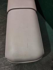 Подлокотник TOYOTA VISTA SV55 5881232040 5 ракурс Подлокотник TOYOTA VISTA SV55 5881232040 5 ракурс