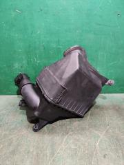 Корпус воздушного фильтра TOYOTA ARISTO JZS160 2JZ 2202046101 1 ракурс Корпус воздушного фильтра TOYOTA ARISTO JZS160 2JZ 2202046101 1 ракурс