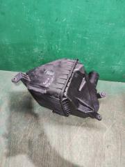 Корпус воздушного фильтра TOYOTA ARISTO JZS160 2JZ 2202046101 5 ракурс Корпус воздушного фильтра TOYOTA ARISTO JZS160 2JZ 2202046101 5 ракурс