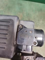 Корпус воздушного фильтра TOYOTA COROLLA NZE121 1NZ 1770122100 4 ракурс Корпус воздушного фильтра TOYOTA COROLLA NZE121 1NZ 1770122100 4 ракурс