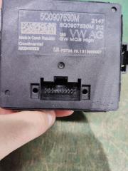 Блок комфорта VOLKSWAGEN GOLF AUCHP CHP 5Q0907530M 5 ракурс