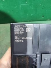 Блок иммобилайзера HONDA VEZEL RU3 LEB 38320T7BJ01 5 ракурс Блок иммобилайзера HONDA VEZEL RU3 LEB 38320T7BJ01 5 ракурс