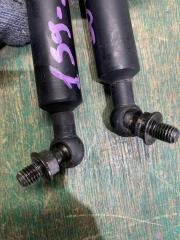 Амортизатор капота TOYOTA ARISTO JZS160 2JZ 3 ракурс