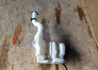 Фото запчасти бачок омывателя Jaguar XJR Б/У запчасть Запчасть бачок омывателя Jaguar XJR