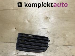 Запчасть решетка в бампер передняя правая Volkswagen Golf 5 2003-2009