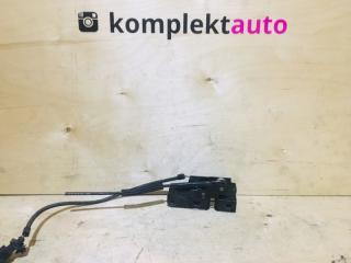 Запчасть замок капота Volkswagen Touran 2003-2010