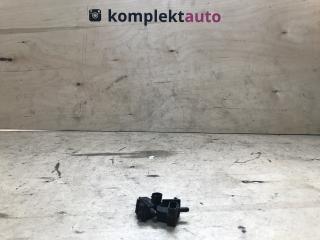 Запчасть форсунка омывателя Audi A6