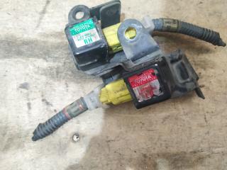 Запчасть датчик airbag передний Toyota Mark II 1996-2000