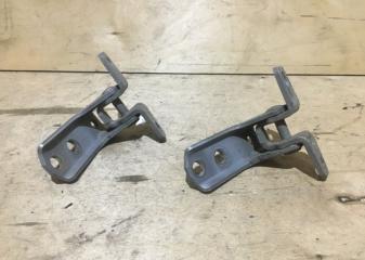 Запчасть петля двери Mitsubishi Outlander XL 2005-2009