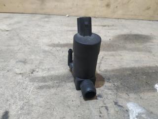 Запчасть насос омывателя лобового стекла Ford Focus 2 2008-2011