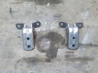 Запчасть петля двери передняя левая Hyundai Santa Fe 2018-2021