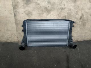 Запчасть интеркулер Volkswagen Golf 6 2009-2013