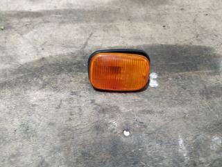 Запчасть повторитель в крыло передний Audi A4 1995-1999