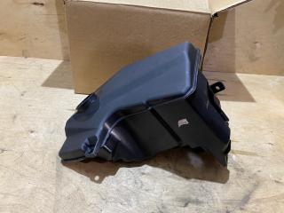 Запчасть бачок омывателя Mazda 6 2002-2004