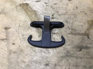 Запчасть крючок Skoda Octavia 2013-2017