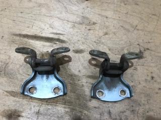 Запчасть петля двери задняя правая Chevrolet Lacetti 2006