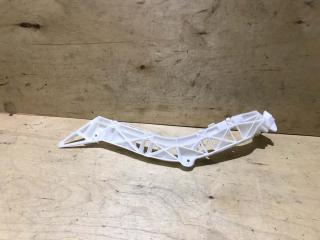 Запчасть кронштейн бампера задний левый Mazda 3 2002-2009