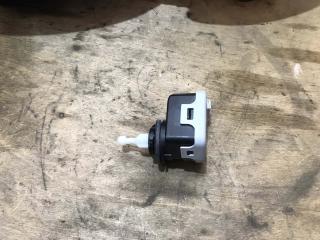 Фото запчасти моторчик корректора фары передний правый Jaguar X-type 2001-2009 Б/У запчасть Запчасть моторчик корректора фары передний правый Jaguar X-type 2001-2009