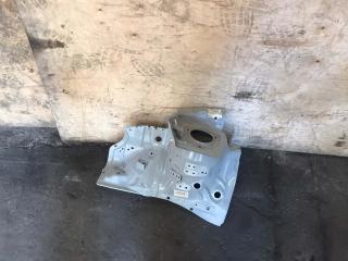 Запчасть чашка кузова передняя правая Hyundai Getz