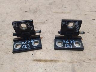 Запчасть петля двери передняя левая Volvo XC70 1999-2004