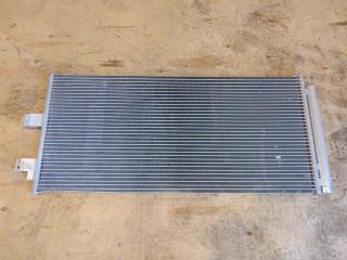 Фото запчасти радиатор кондиционера Geely Monjaro 2021-2024 Б/У запчасть Запчасть радиатор кондиционера Geely Monjaro 2021-2024
