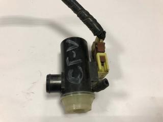 Запчасть насос омывателя лобового стекла Honda CR-V 1996-2002