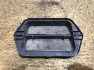 Запчасть решетка вентиляционная Mazda 3 2008-2013