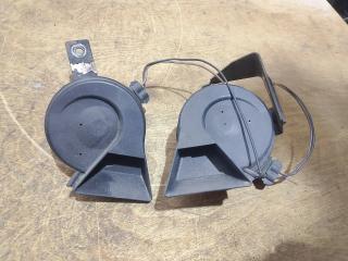 Запчасть сигналы звуковые комплект SAAB 9-3 2007-2012