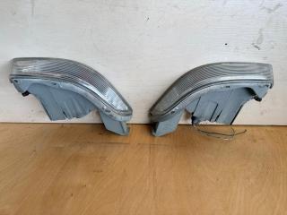 Поворотник В бампер Toyota Mark II GX100