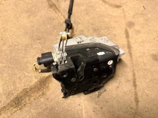 Замок двери передний правый Passat 2010 B6 CDAB