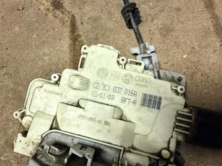 Замок двери передний правый Passat 2010 B6 CDAB