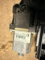 Моторчик стеклоподъемника передний правый Passat 2010 B6 CDAB
