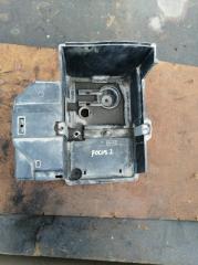 Запчасть площадка под акб FORD FOCUS 2007