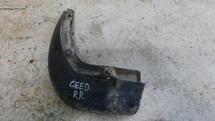 Запчасть брызговик задний левый KIA CEED 2007