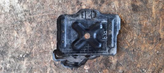 Запчасть площадка под акб SUZUKI SX4 2013