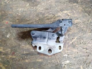 Петля капота передняя левая VOLKSWAGEN PASSAT 2014 Б/У Петля капота передняя левая VOLKSWAGEN PASSAT 2014