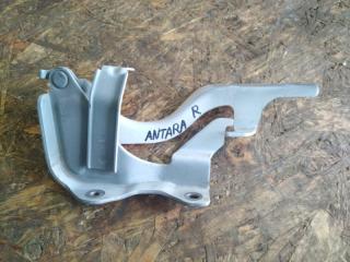 Петля капота передняя правая OPEL ANTARA 2012 Б/У Петля капота передняя правая OPEL ANTARA 2012