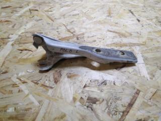 Петля капота передняя левая VOLKSWAGEN POLO 2019 Б/У Петля капота передняя левая VOLKSWAGEN POLO 2019