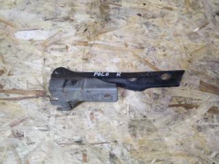 Петля капота передняя правая VOLKSWAGEN POLO 2013 Б/У Петля капота передняя правая VOLKSWAGEN POLO 2013