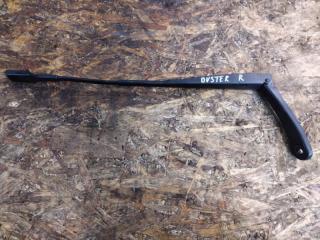 Фото запчасти поводок дворника передний правый RENAULT DUSTER 2017 Б/У запчасть Запчасть поводок дворника передний правый RENAULT DUSTER 2017