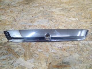 Запчасть накладка крышки багажника NISSAN TERRANO 2019